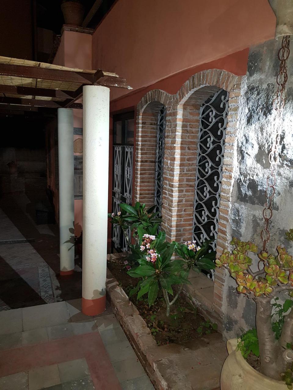 הוילה סנטה ונרינה Original Sicily House מראה חיצוני תמונה