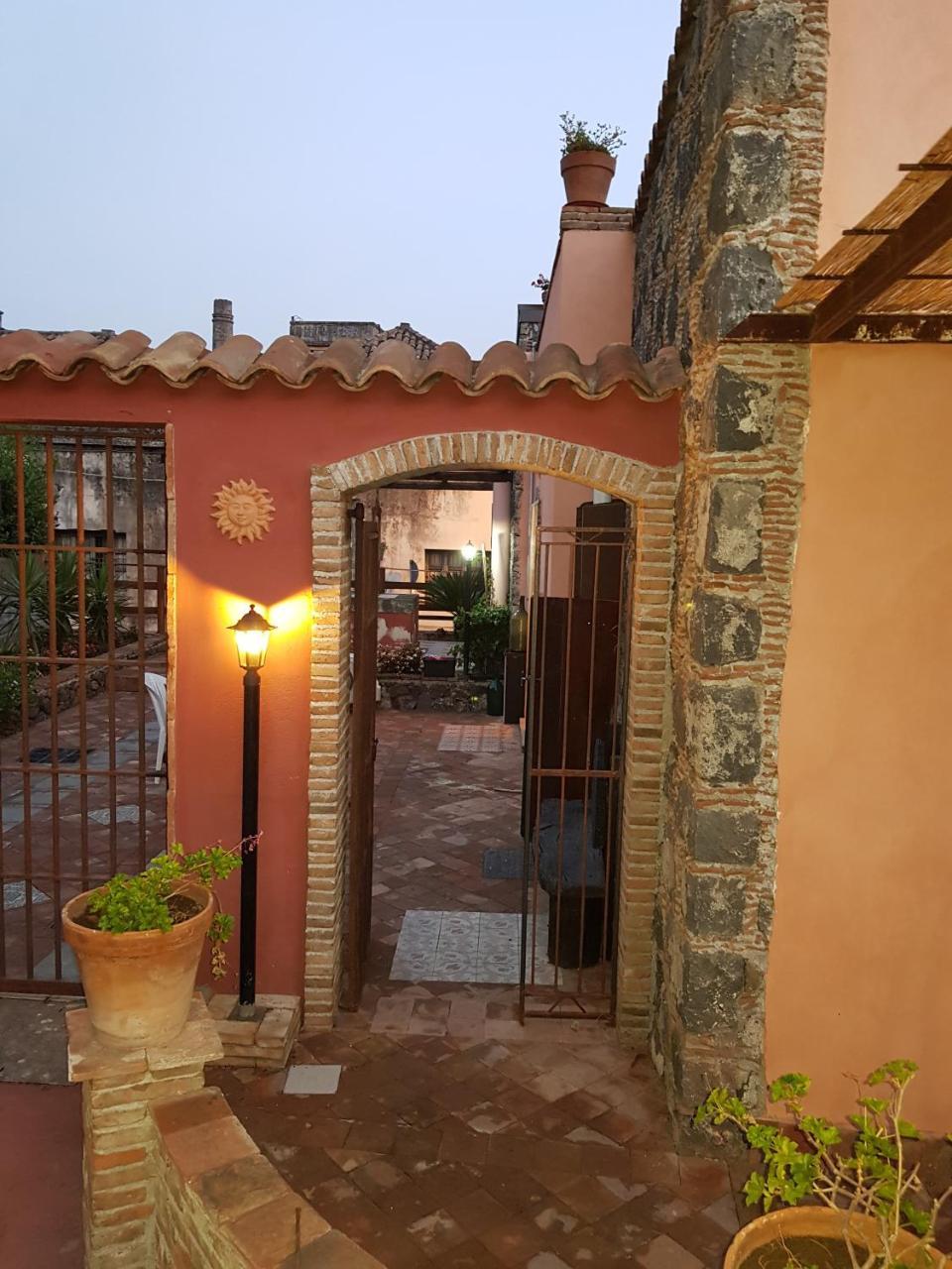הוילה סנטה ונרינה Original Sicily House מראה חיצוני תמונה