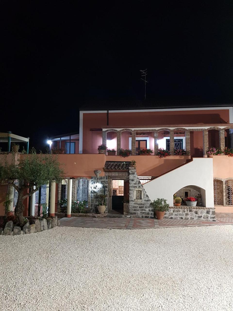 הוילה סנטה ונרינה Original Sicily House מראה חיצוני תמונה